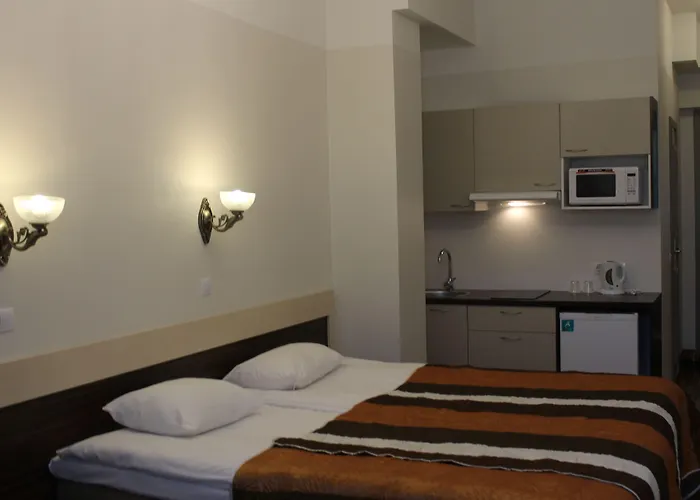 Отель Ecoland 3*